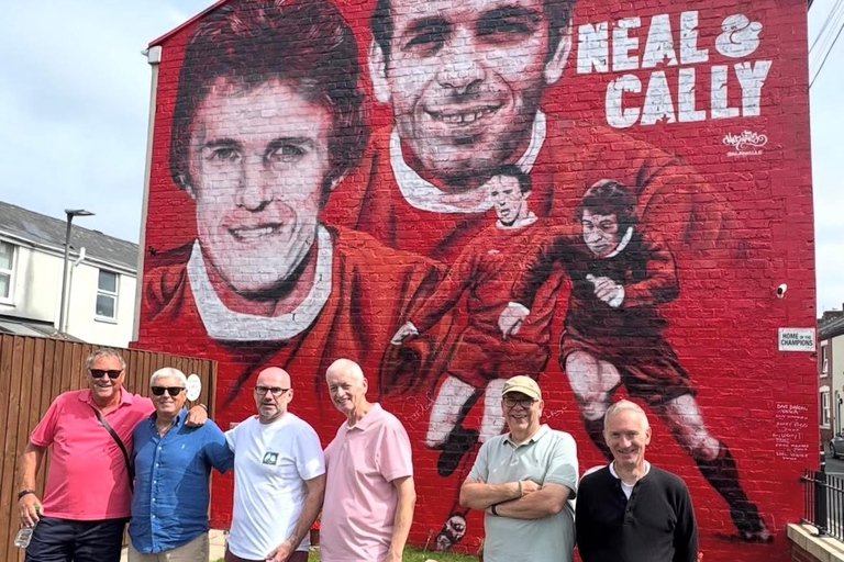 Liverpool: LFC Mural & Anfield Guided Tour with Local Fan