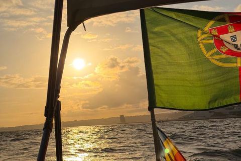 Lisbon Sunset Luxury Boat Vibes with Drinks & Pizza Lisbon Luxury Cozy Cruise with Drinks & Pizza
