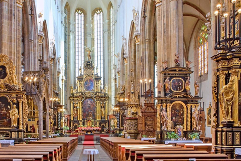 Praga: Concerto de música clássica na Igreja TynAssentos da categoria A: Fileiras 8-15