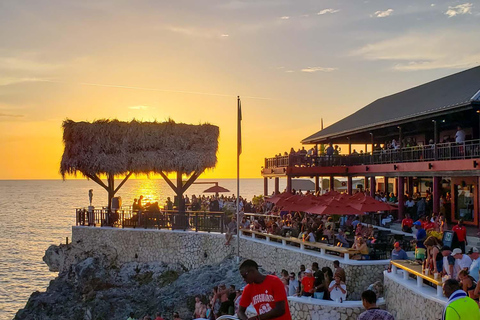 From Kingston: Negril Day Trip with Beach and Ricks Cafe