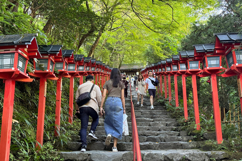 Kyoto: Tagestour zum Kifune-Schrein und dem heiligen Kifune-Tal