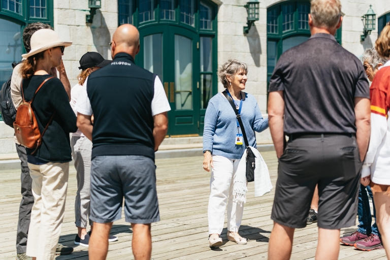 Old Quebec City: 2 uur durende grote wandeltochtGroepsreis in het Frans