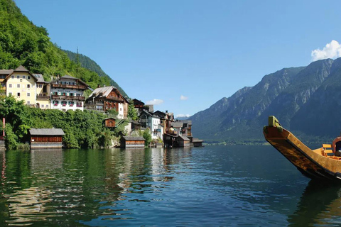 Vanuit Wenen: Dagtocht naar Hallstatt en Salzburg &amp; Rondvaart