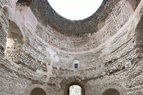 Passeio a pé por Split e Palácio de Diocleciano com guia local