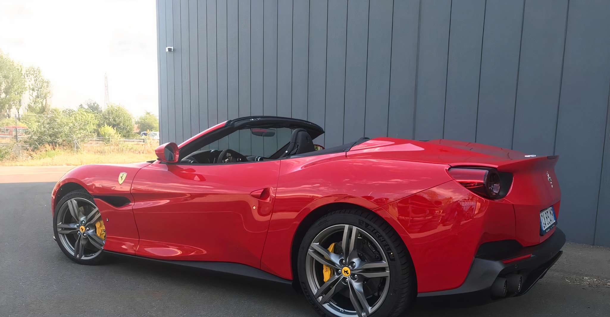 Maranello, Test drive Ferrari Portofino - Hizvo