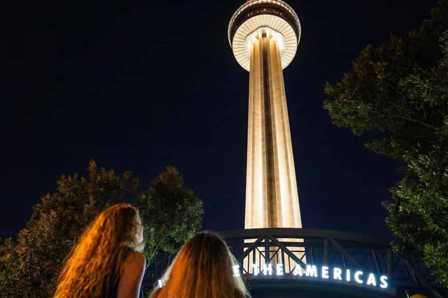 San Antonio: Premium-Nachttour mit Flussfahrt. Foto: GetYourGuide