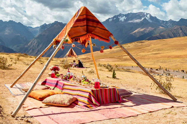 Cusco: Sacred Valley Tour with Picnic and Llamas