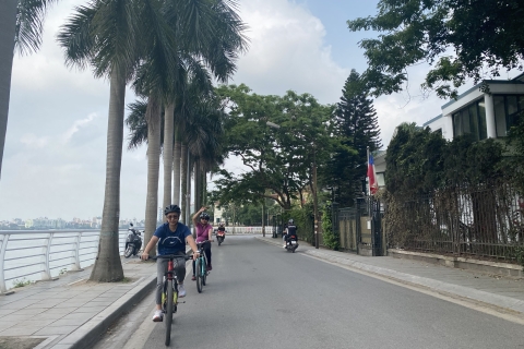 Excursión en bicicleta por la campiña de Hanoi