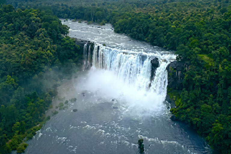 5-Day Kerala Highlights Tour with Overnight Houseboat Stay 3 Star Hotel Accommodation
