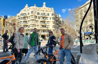 Barcelona: Sagrada Familia und Highlights Geführte Fahrradtour