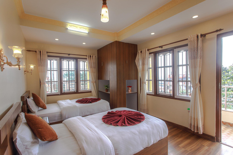 Katmandú: Retiro de yoga de 10 días para controlar el estrés en el Himalaya