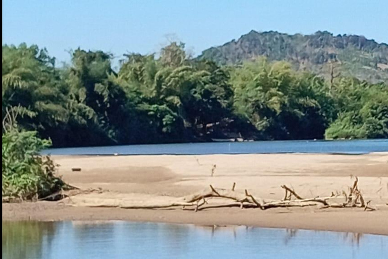 Aventura de 21 dias no Camboja de motocicleta