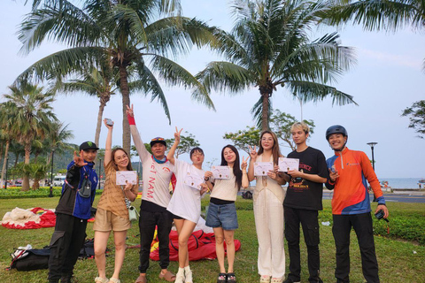 Volar en parapente y ver Da Nang desde arriba es maravilloso