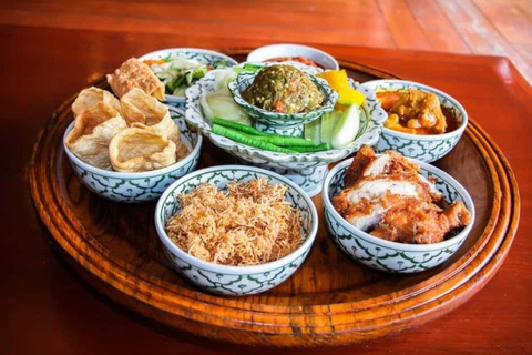 Chiang Mai: Khum Khantoke Dinner & Show AdmissionTicket Chiang Mai: Khantoke Dinner & Cultural Show AdmissionTicket