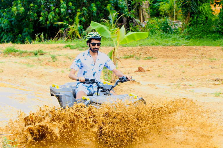 Khao Lak: Forsränning, zip-line, lunchbuffé, ATV-alternativ resa