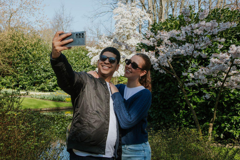 From Amsterdam: Keukenhof and Zaanse Schans Day Trip