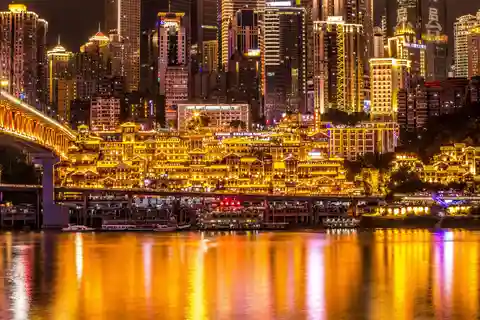 Chongqing Private Tour:Light Rail+Cableway+Ferry Experience