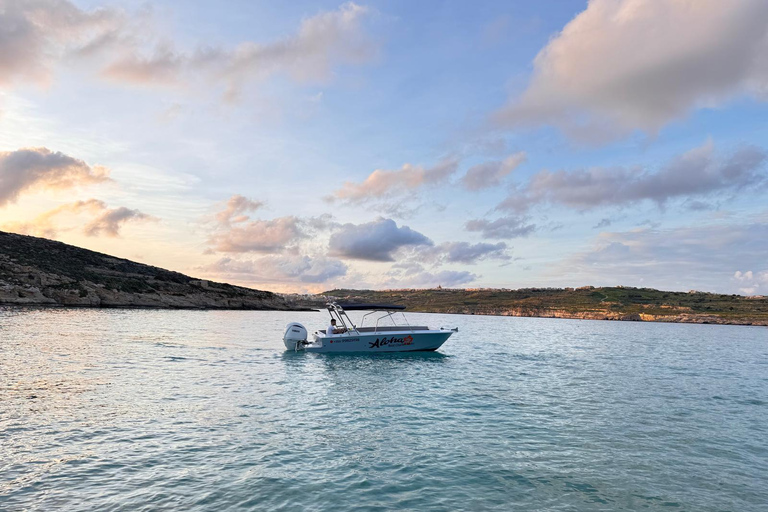 Malta: Private Boat Trip to Blue Lagoon & Crystal Lagoon 4 Hours
