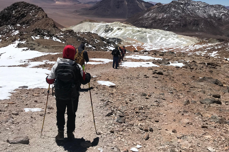Full-Day Volcán Lascar Climb from San Pedro de Atacama