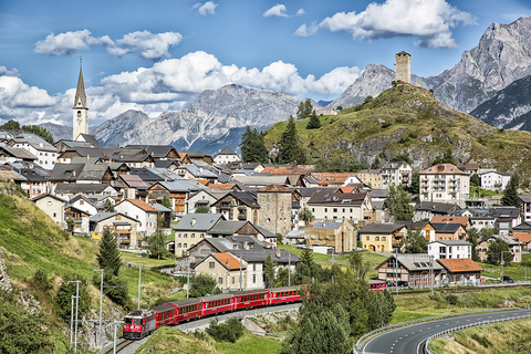 Swiss Travel Pass: Swiss All-in-One Pass na pociąg, autobus, łódź15-dniowy karnet Swiss Travel Pass na podróż pierwszą klasą