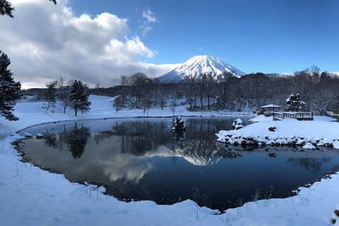 Hokkaido: Noboribetsu & Lake Toya Day Trip to Snow Paradise