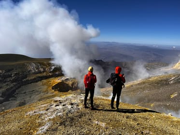 Mount Etna: Summit Craters Tour and Wine Tasting