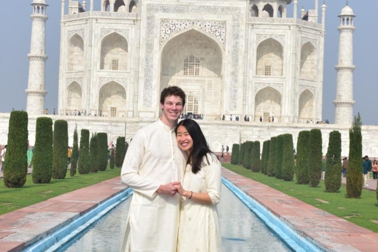 Prywatna wycieczka Taj Mahal z Delhi samochodem z bezpłatnym śniadaniemPrywatna wycieczka do Taj Mahal z Delhi