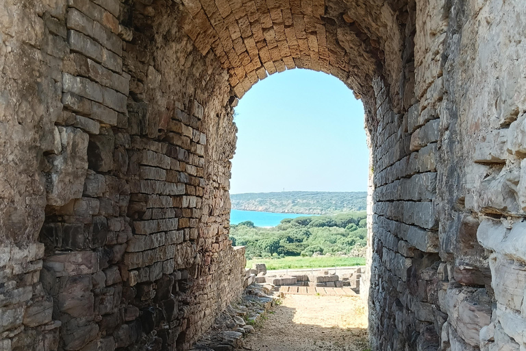 Tarifa: Baelo Claudia Guided Tour & Roman Dinning Experience