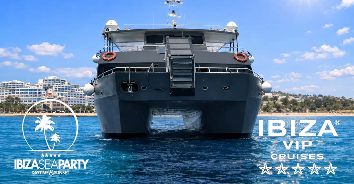 Afbeelding 7 van Ibiza: VIP-feest op een catamaran met DJ, open bar, paella en discotheken