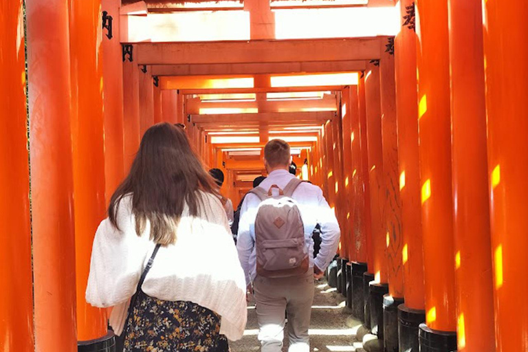 Kyoto: private and customized tour (walking/public transportation)4 hr guided tour