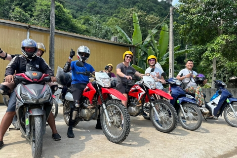 Sapa - Ha Giang Loop motobike tour 3D2N - Petit groupeHa Giang Loop Motobike 3D2N - Petit groupe avec pilote facile