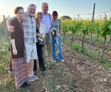 Vieste: Wine Tasting & Vineyard Walk to Cantine Merinum