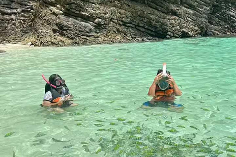 Ao Nang: 7 Islands Sunset Tour with Dinner & Snorkeling