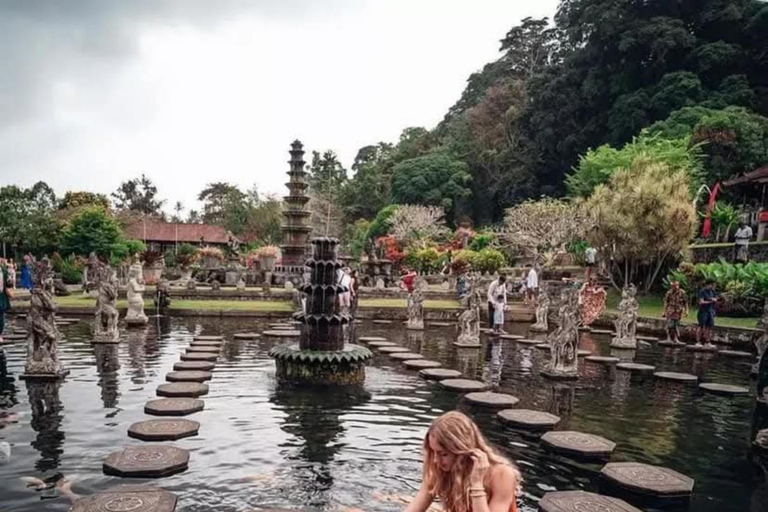 Exclusive Bali: Heaven's Gate, Tirta Gangga & Epic Swing