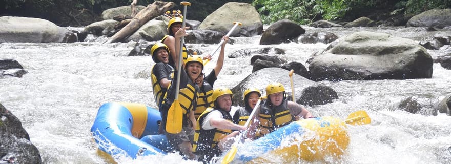 Ubud Rafting avec transfert à l'hôtel et déjeuner
