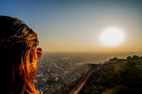 Jaipur: Private Evening Tour with Sunset at Nahargarh FortTour by Tuk Tuk