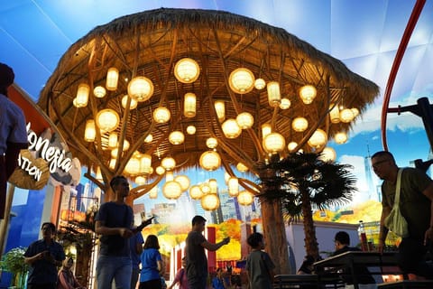 Kuta: Indoor Theme Park Tickets at Trans Studio