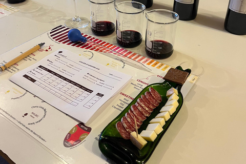 Bordeaux: Wine Blending Workshop with Tasting and Souvenir