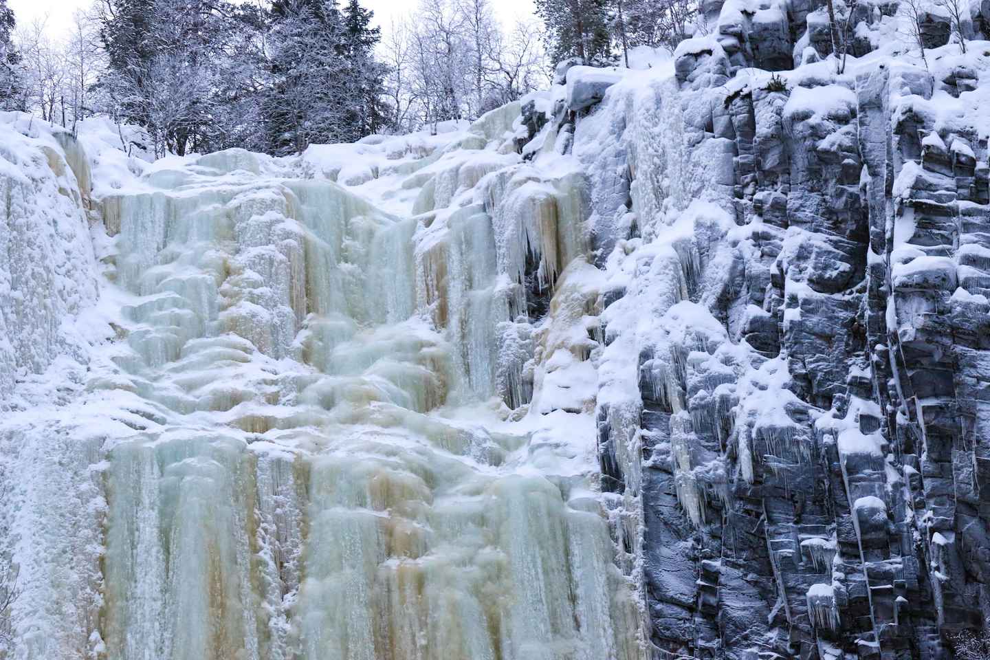 From Rovaniemi: Korouoma & Auttiköngäs Frozen Waterfalls