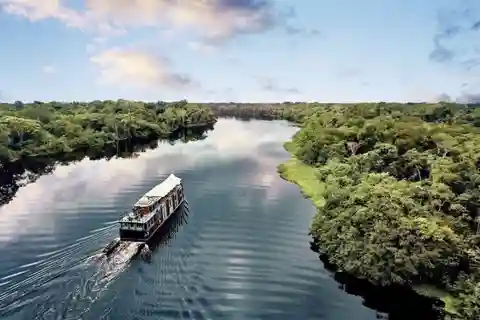 Paseo en barco por los ríos Amazonas e Itaya