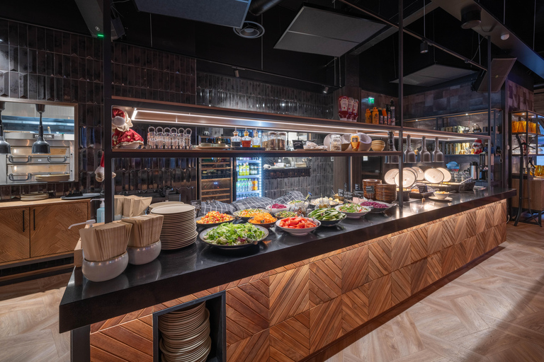 Saariselkä: Lapland Evening Dinner With Santa Claus New Year’s Evening Dinner With Santa Claus