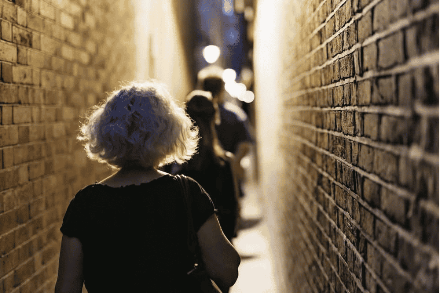 런던: 유령 투어와 템스강 보트 여행