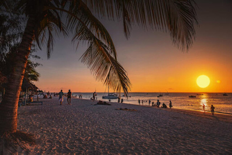 Zanzibar: Private Stone Town Tour and Sunset Dhow Cruise Zanzibar: Any Hotel Pickup & Shared Sunset Dhow Cruise