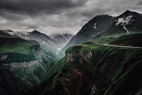 En dag i Kaukasusbergen, Ananur, Gudauri, Kazbegi