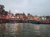 Varanasi, Varanasi ghat & temple walking tour - Housity