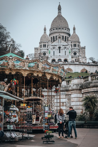 Paris: Montmartre Tour with Local Guide