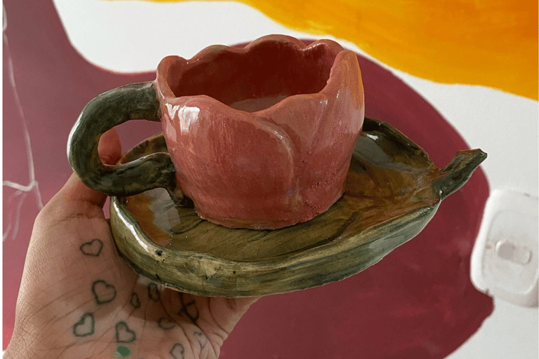 Cali: Ceramic Workshop for Tourists