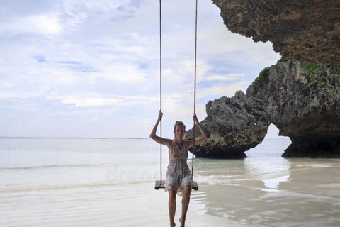 Zanzibar: Fängelseön, Jozani-skogen och Mtende-strandenPrivat tur med upphämtning och avlämning vid hotell ingår