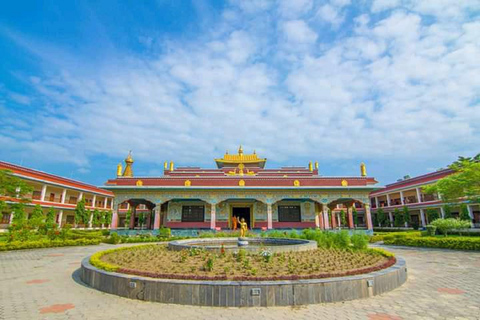 De Lumbini: Caminhada de um dia em Lumbini com guia