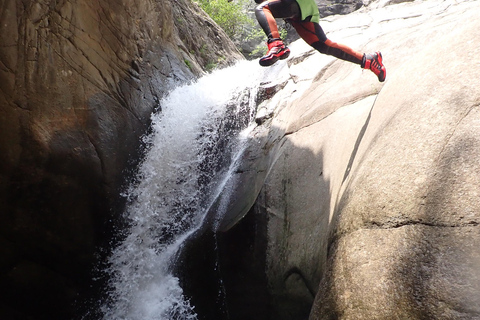 Canyoning in Girona - Freser Inferior Canyon Canyoning in Girona - Freser inferior canyon
